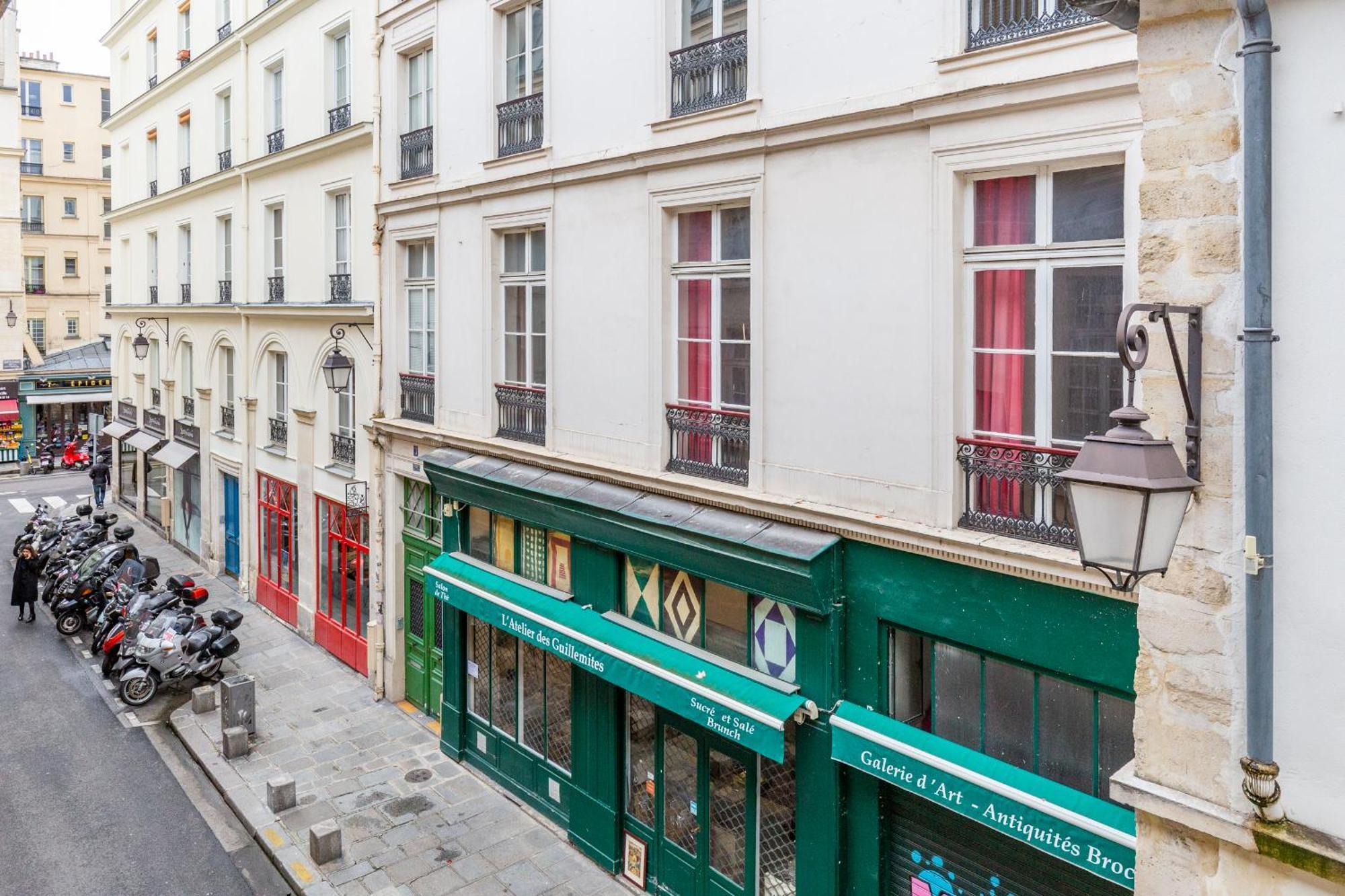 Bel Appartement Au Coeur Du Marais Paris Exterior foto